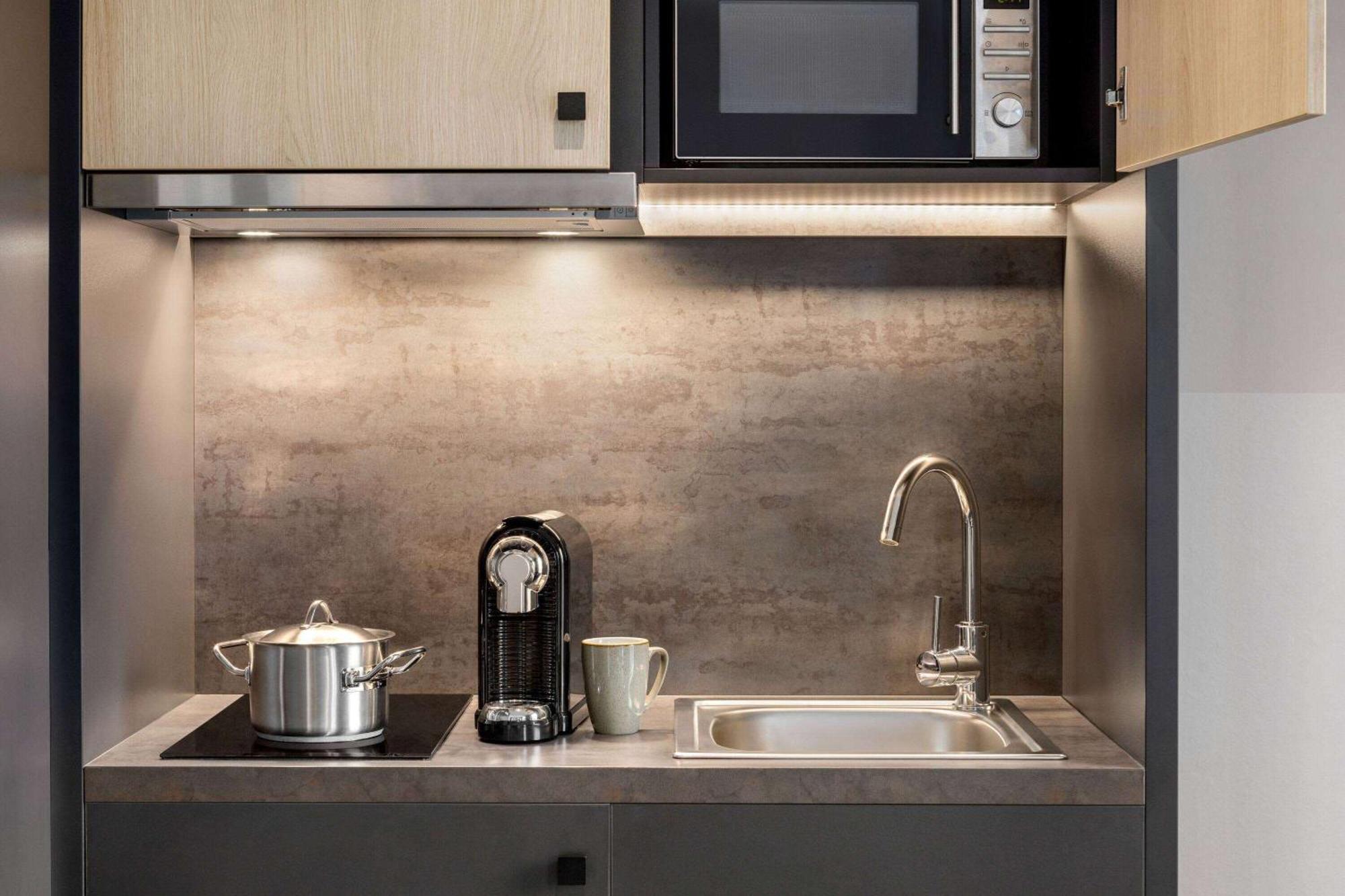 Vienna House Easy By Wyndham Bremen City Apartments Bagian luar foto
