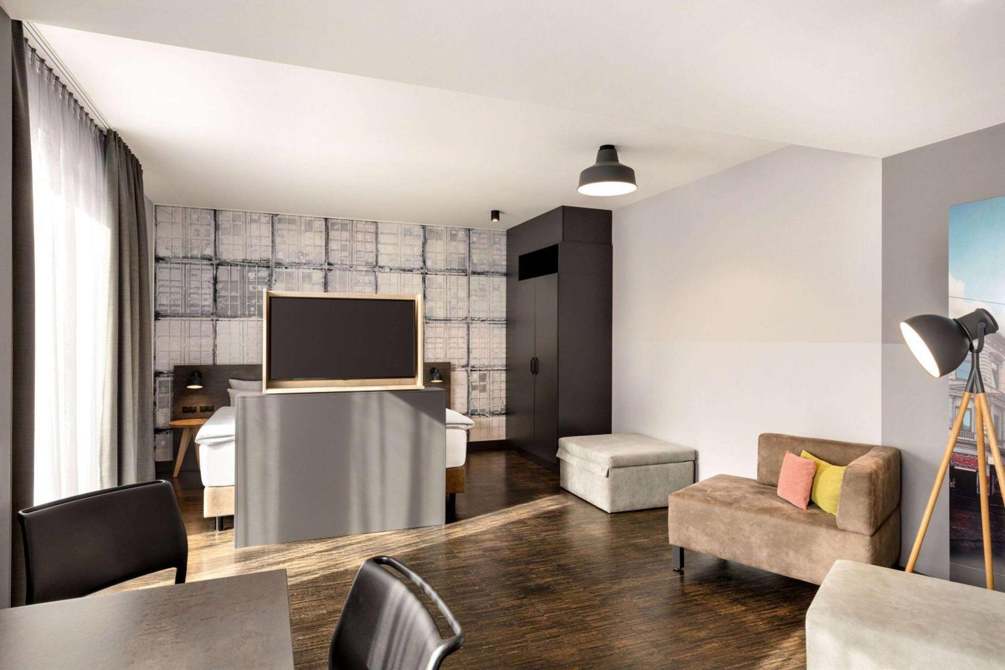 Vienna House Easy By Wyndham Bremen City Apartments Bagian luar foto