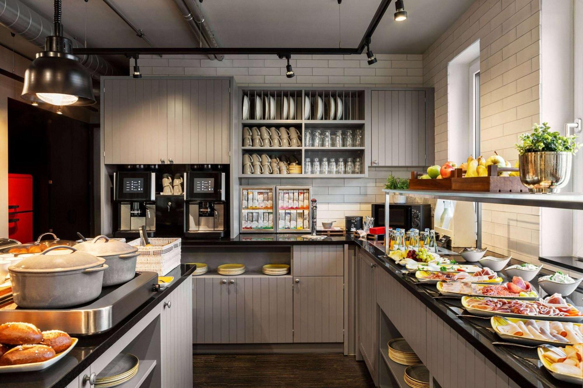 Vienna House Easy By Wyndham Bremen City Apartments Bagian luar foto