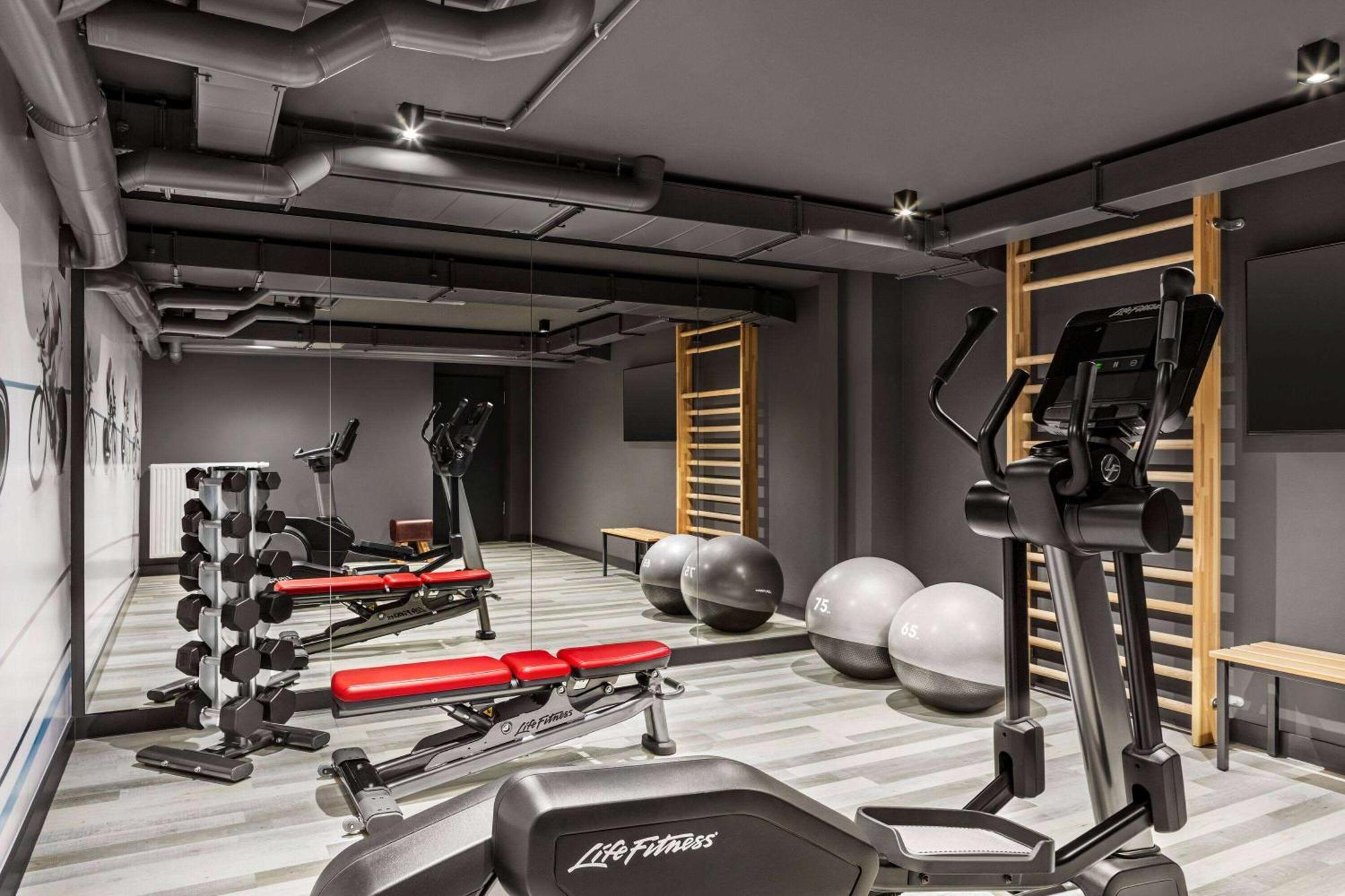 Vienna House Easy By Wyndham Bremen City Apartments Bagian luar foto