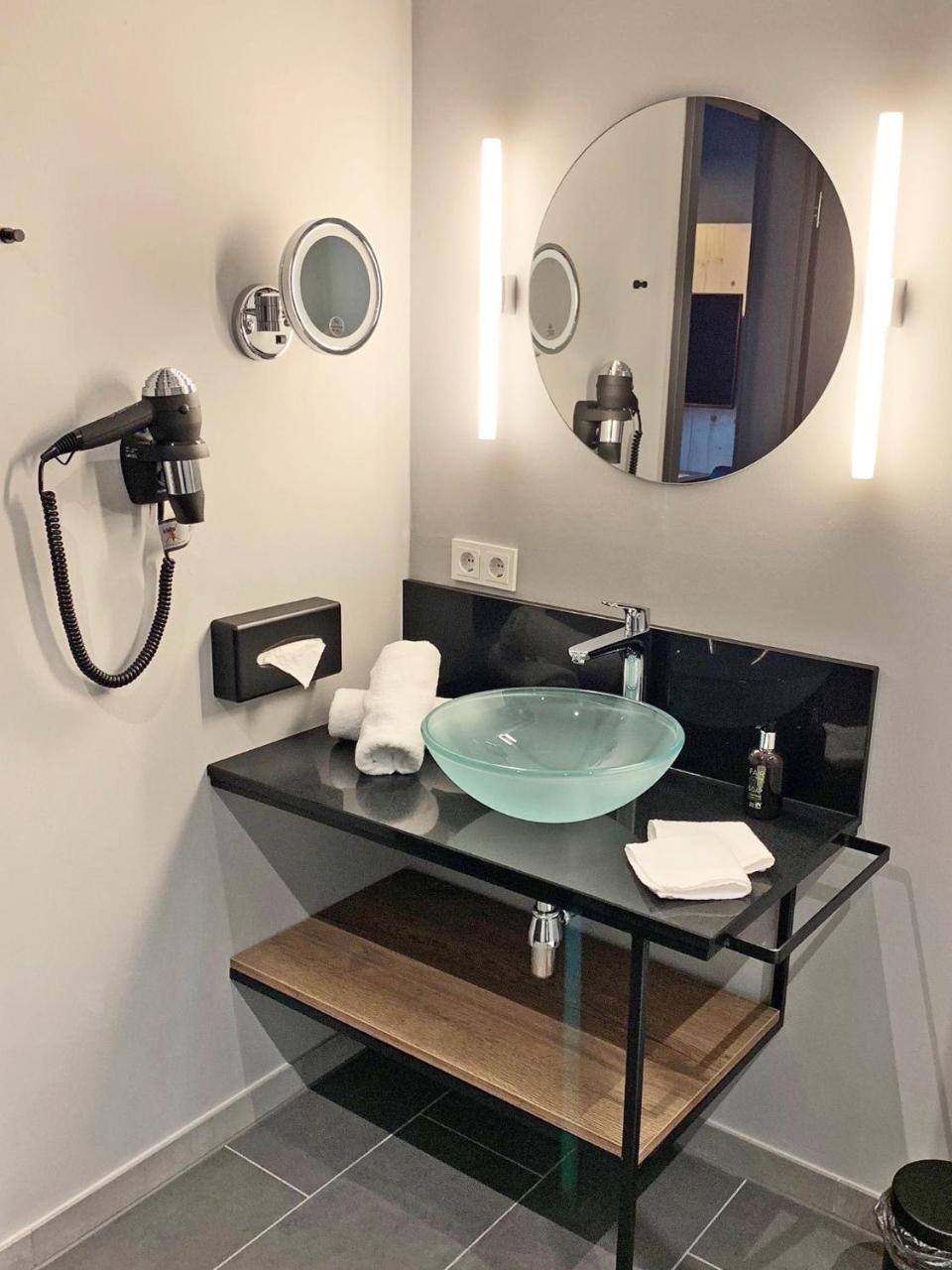 Vienna House Easy By Wyndham Bremen City Apartments Bagian luar foto